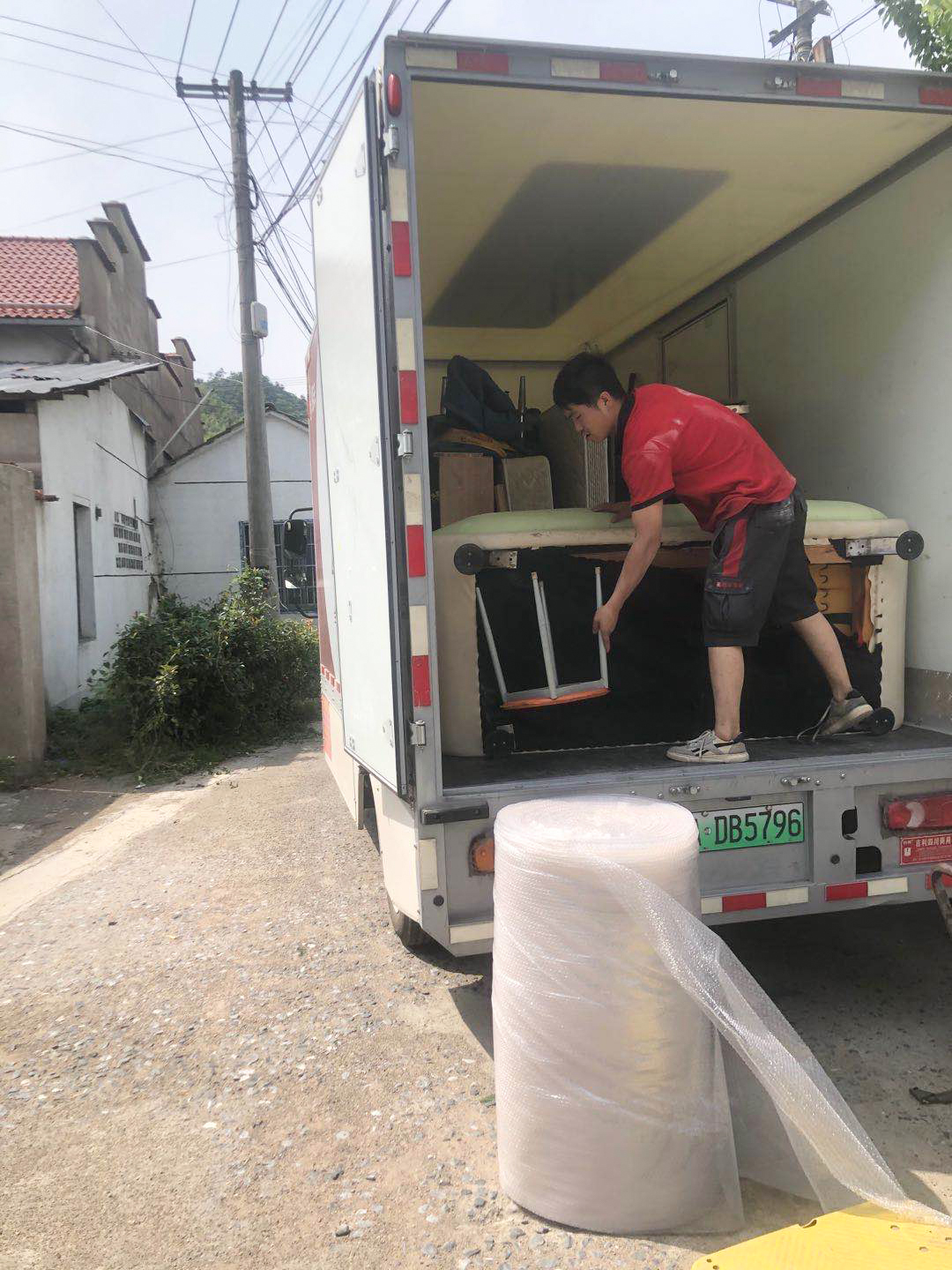 从现场看专业 易丰物流与搬家企业的全方位服务解析